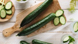 W1339 OGÓREK podłużny DELICIUS NASIONA OGÓRKA WARZYW SADZENIA SAŁATKOWA ODMIANA 6