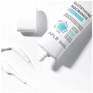 Green Pharmacy APLB_Glutathione Niacinamide Sunscreen krem do twarzy z filtrem 40ml 2