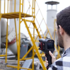 Guide Kamera termowizyjna GuideIR, 480x360 IR, 30Hz, FOV 25x19, 4,3" dotykowy LCD, Laser, 64GB, Wi-Fi, Bluetooth, 8MP, Bateria, H4 6