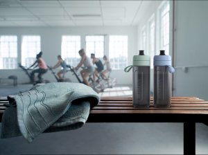 Brita Butelka filtrująca Active Pastelowa zieleń + 5 filtrów do wody 10