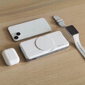 Powerbank Forever Forever power bank bezprzewodowy MATB-300 10000 mAh 3w1 biały 3