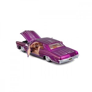 Model kompozytowy Buick Riviera 1965 1/26 8