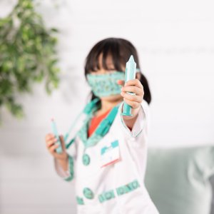 Melissa & Doug MPP RLP Doctor Rl Ply Costume Set Kostium na bal maskowy Dziecko Unisex Mundur 4