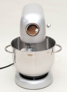 Robot kuchenny Germin Robot kuchenny mikser planetarny BERLINGER Mocny 2500W 5,5L 4 mieszadła 18