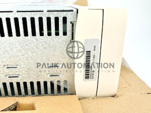 Schneider Sterownik LMC802 130 osi LMC802CAA10000 8