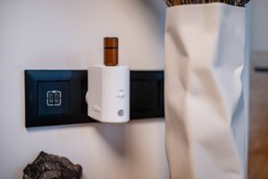 Dyfuzor zapachowy Stadler Form Dyfuzor olejków, aromatyzator zapachowy z czujnikiem ruchu Humanas Home Spirit - biały 41