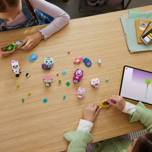 LEGO  Koci domek Gabi Koci przyjaciele Gabi z klocków (11215) 8