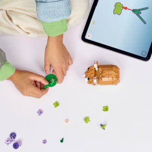 LEGO Creator Uroczy chomik z kwiatkiem (31376) 7
