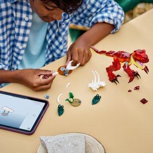 LEGO Creator Groźny dinozaur (31379) 7