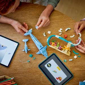 LEGO Creator 3 w 1 Zwierzęta morskie: piękny delfin (31385) 7
