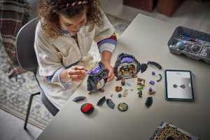 LEGO Harry Potter Kociołek: sala zajęć z eliksirów (76464) 7