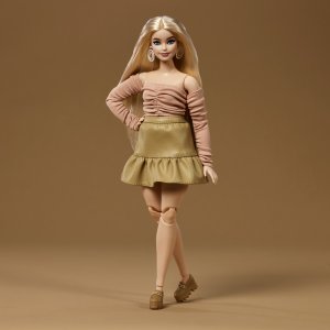 Lalka Barbie Mattel You Create Barbie Basics Zestaw neutralny 003 (JJX37) 7