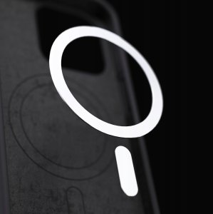 Nakładka Etteri Silicone Mag do iPhone 14 6,1" czarna 3