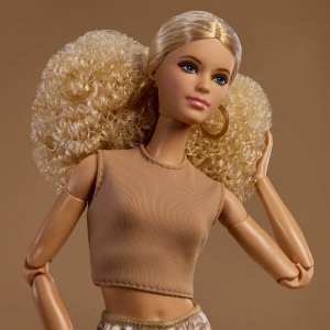 Lalka Barbie Mattel Signature Basics Lalka kolekcjonerska 07 (JJX26) 3