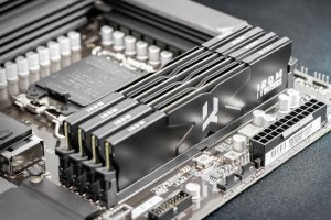 Pamięć GoodRam IRDM, DDR5, 32 GB, 8000MHz, CL36 (IR-8000D564L36S/32GDC) 12