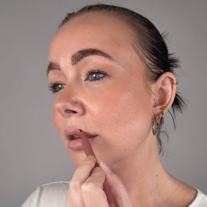 Artdeco GOSH_Here To Stain Lip Pen kreda do ust 004 Mocha 1ml 3