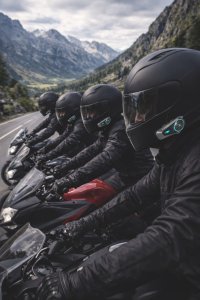 Farrot interkom motocyklowy zestaw 2 szt mesh 1.6km bluetooth 5.4 ipx7 anc 120 km/h 4 osoby 1,6km 11