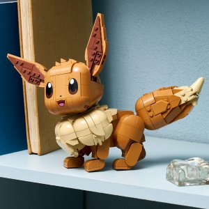 LEGO Pokemon Eevee (72151) 9