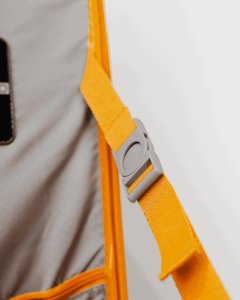SwissBags Średnia walizka SwissBags Magna 68 cm żółty 7