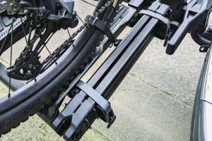 Buzz Rack Buzzrack Scorpion Pro Uchwyt rowerowy na 3 rowery elektryczne 5