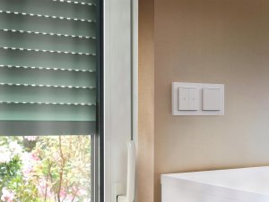 Clinique Eve Shutter Switch (Matter), 10ECI1751 2