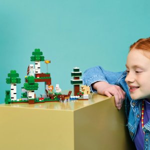 LEGO Minecraft Przetrwanie pierwszej nocy (21593) 8