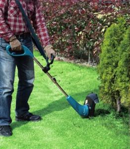 Makita Podkaszarka elektryczna 450W żyłkowa (UR3000) 5