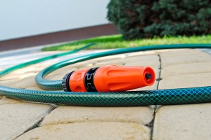 Cellfast Wąż ogrodowy Economic* 3/4" 20m ze zraszaczem prostym 3/4" (10-102) 2