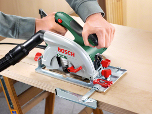 Pilarka tarczowa Bosch PKS 55 1200 W 160 mm (0603500020) 4