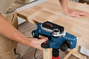 Bosch Strug GHO 26-82 D 630 W 4