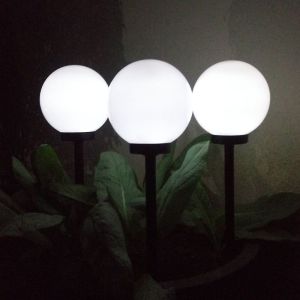 GreenBlue Solarna lampa wolnostojaca ogrodowa - kula 15x15x48cm, bialy LED (GB121) 4