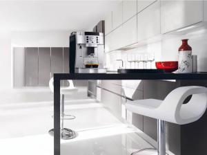 Ekspres ciśnieniowy DeLonghi Magnifica S ECAM 22.110.SB 8
