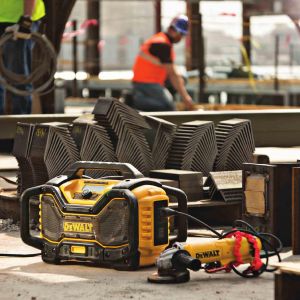 Radio budowlane Dewalt DCR027 7