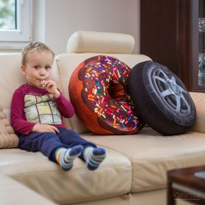 Froster Poduszka Gigantyczny Donut 8