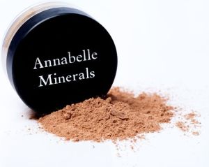 Annabelle Minerals Podkład mineralny kryjący Golden Light 4g 2