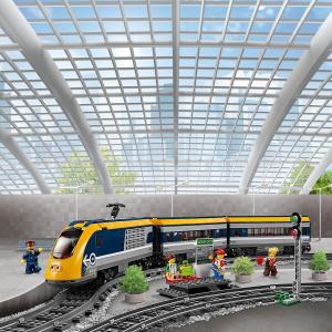 LEGO City Pociąg Pasażerski (60197) 17