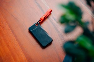 Dysk zewnętrzny SSD Verbatim Pocket 256GB Czarno-czerwony (.) 4