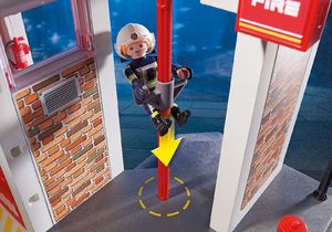 Playmobil City Action Duża remiza strażacka (9462) 8