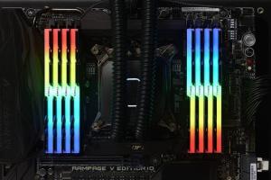 Pamięć G.Skill Trident Z RGB, DDR4, 32 GB, 3600MHz, CL18 (F4-3600C18Q-32GTZR) 6