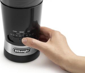 Młynek do kawy DeLonghi KG210 4