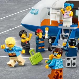 LEGO City Samolot pasażerski (60262) 12