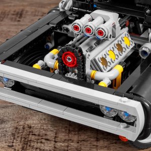 LEGO Technic Dom's Dodge Charger (42111) 5