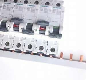 Siemens Rozłącznik modułowy 32A 1P 230V 5TL1132-0 3