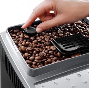 Ekspres ciśnieniowy DeLonghi Magnifica S Smart ECAM 250.23.SB 4