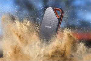 Dysk zewnętrzny SSD SanDisk Extreme PRO Portable V2 1TB Czarno-pomarańczowy (SDSSDE81-1T00-G25) 6