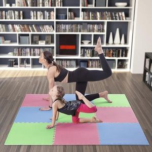 One Fitness Mata ochronna MP10 180 cm x 180 cm x 1 cm wielokolorowa 3