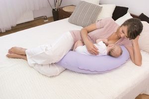 BabyMatex Poduszka ciążowa i do karmienia rogal Relax uniwersalny 3