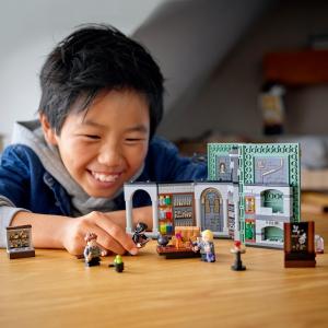 LEGO Harry Potter Chwile z Hogwartu: zajęcia z eliksirów (76383) 6