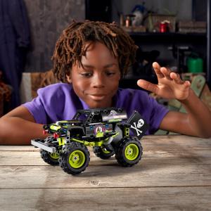 LEGO Technic Monster Jam Grave Digger (42118) 8