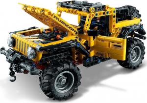 LEGO Technic Jeep Wrangler (42122) 13